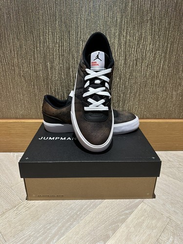 UK 9 Jordan Series.03 Caro Coach Deadstock
