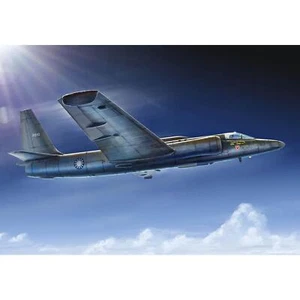 HobbyBoss U-2C 1/72 Dragon Lady Reconnaissance Plane DIY Airplane Model Kits - Picture 1 of 10