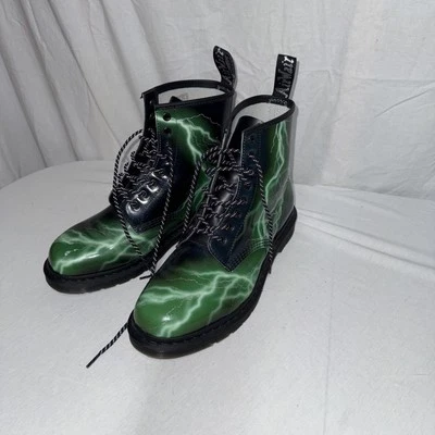 M 10, W 11 EE. UU. - Botas Flash Doc Marten 1460 Pernos Iluminadores Verdes Usadas en Excelente Condición Para Hombres 10 Foto 1 de 4