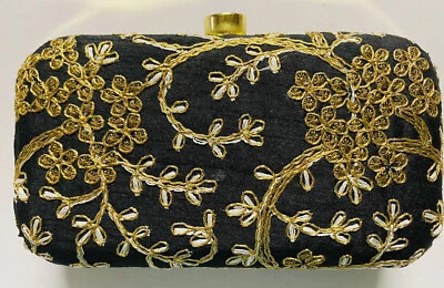 黑色金色丝绸盒 CLUTCH PURSE 硬壳鸡尾酒晚装包 水晶 美国 — 第 1/4 张图片