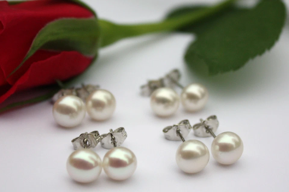 4 p8w BIANCO 8 mm perle d'acqua dolce GIOIELLO Orecchini a farfalla pendenti - Immagine 1 di 1