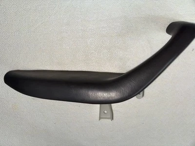 Toyota Sequoia Tundra 2001-2007 puerta pasajero manija derecha reposabrazos reposabrazos OEM Foto 1 de 4