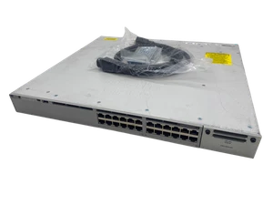 Cisco C9300-24P-A 24-portowy przełącznik katalizatora PoE+ używany - Zdjęcie 1 z 4