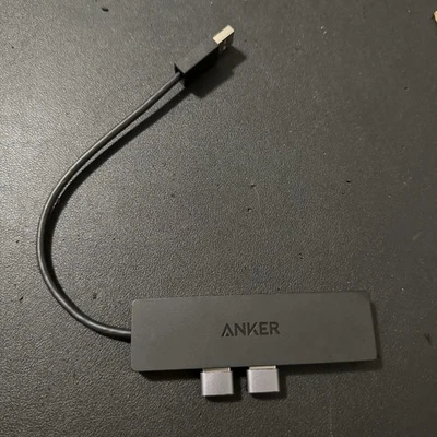 Anker 4-Port USB 3.0 Hub Ultra-Slim Data Hub 0.7 Ft Cable + 2 USBC to A Adapters - Image 1 of 4