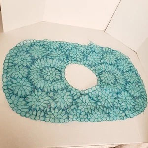 Blaue Spitze Floral Blume Tischdecke Mitte mit ausgeschnittenem Loch in der Mitte - Bild 1 von 8