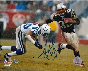 ANTOWAIN SMITH  NEW ENGLAND PATRIOTS   ACTION SIGNED 8x10 - Picture 1 of 1