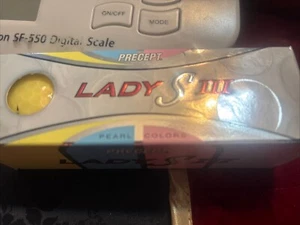 Precept 11 Lady S III 3 Yellow Pearl Golf Balls 3 Pack - NEW - Picture 1 of 5