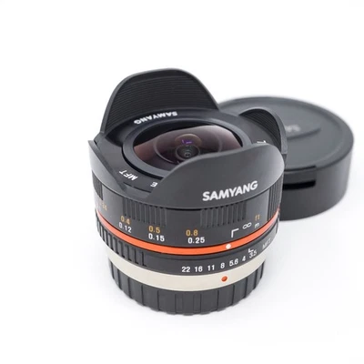 Samyang 7.5mm f/3.5 UMC Fisheye Lens for Micro Four Thirds - Great Condition - Image 1 of 4