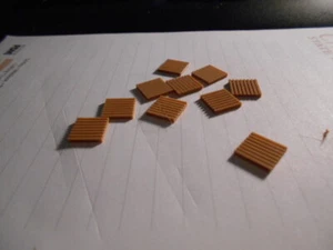 M & B HO Scale Accessories Set of 10 Pallets - Light Brown - #3800 - Picture 1 of 6