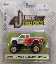 Jada Just Trucks 2006 Toyota Tundra Pick up White Multicolor Diecast Metal