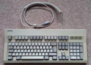 Vintage Epson Q203A Keyboard, 102 keys, 5pin DIN plug, tilting feet, VGC - Photo 1/8