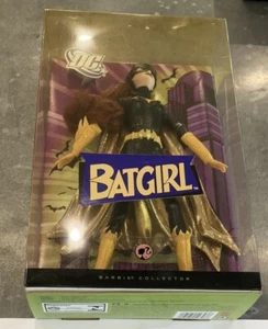 NEW BATGIRL BARBIE DOLL BATMAN DC COMICS PINK LABEL 2008 MATTEL BNIB - Picture 1 of 5