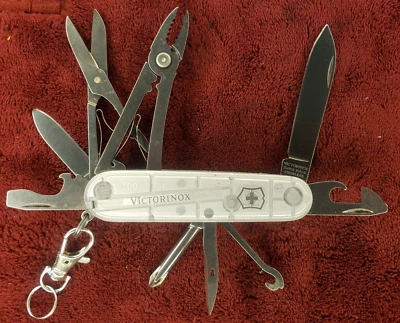 Victorinox Deluxe Tinker Silver Tech Swiss Army Knife Pin keychain - Image 1 of 4