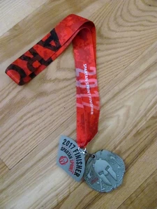 2017 Spartan Race Spartan Sprint Finisher Medal with Trifecta Wedge NEW (CH) - Picture 1 of 5