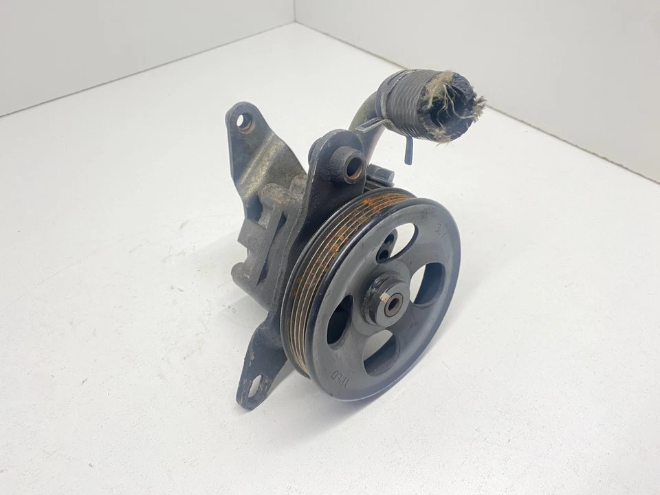 Mazda 626 1998-2002 bomba de dirección asistida/motor OEM, Foto 1 de 4