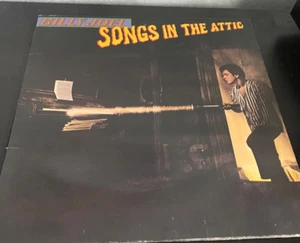 BILLY JOEL-Songs In The Attic (1981) Columbia TC37461-Vinyl LP w/Lyric Sheet-VG+ - Foto 1 di 10