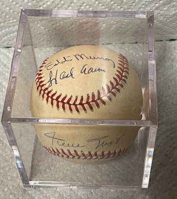 WILLIE MAYS HANK AARON EDDIE MURRAY SIGNED AUTOGRAPHED BASEBALL OFFICIAL NL BALL - Image 1 of 4