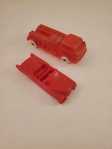2 alte Spielzeugautos aus Kunststoff Ende 50er-60er Jahre - Bild 1 von 6