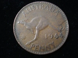 Australian 1944 Penny Huge Flaw Error Coin (SA06) - Picture 1 of 2