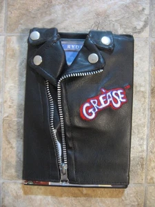 GREASE ROCKIN RYDELL EDITION JOHN TRAVOLTA OLIVIA NEWTON-JOHN LEATHER JACKET DVD - Picture 1 of 5