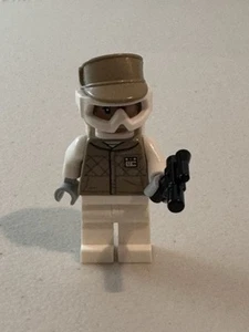 Lego Star Wars Hoth Rebel Trooper Minifigure Female - Picture 1 of 4