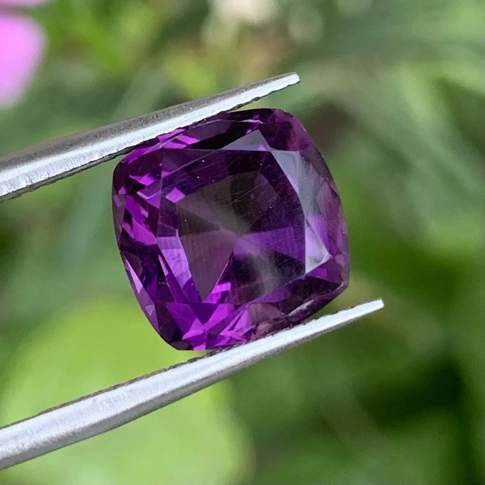 Charming 6.55ct Natural Amethyst Top Fancy Cut Gemstone AMT22 - Image 1 of 1