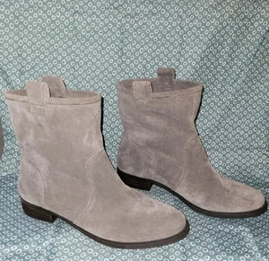 Damen-Stiefeletten Größe 7,5 grau Wildleder lässig Bootie Sohle zum Überziehen Sohle Society Natasha  - Bild 1 von 7