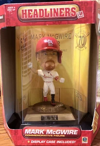 Headliners XL MARK MCGWIRE 70 Home Runs Commemorative Figure 1998 w Box & COA - Picture 1 of 2