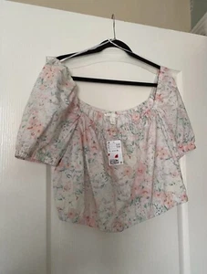 H&M New With The Tags Floral Crop Top Size XL/14 - Picture 1 of 5