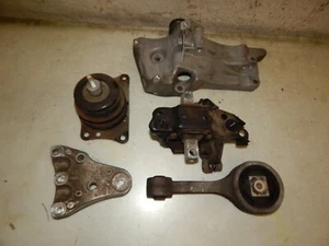 Motorhalter SET Skoda Fabia 5J 4/5Türer 1.4 63KW 6Q0199555 6Q0199185 432152 - Picture 1 of 11