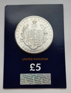2018 zecca reale regina Elisabetta II anniversario dell'incoronazione zaffiro £5 monete da cinque - Foto 1 di 4