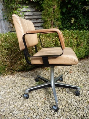 Винтажный офисный стул Eames Design литой алюминий - поворотный дизайн середины века - Изображение 1 из 4