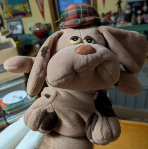 De colección Años 80 Libras Cachorros Mano Marioneta Golf Cabeza Cubierta Sombrero a Cuadros RARO - Imagen 1 de 4
