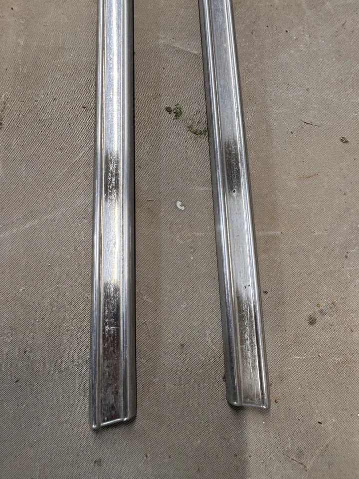 Chevy Impala Caprice 1970 cuarto 1/4 panel carrocería cinturón lateral moldura de lanza fabricante original Foto 1 de 4