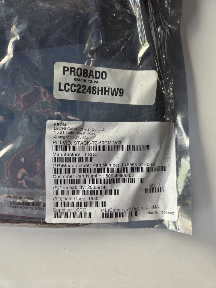 NUEVO Conjunto de cable Leoni Cisco Bladestack 0,5 metros 37-0891-01 L45593-E101-D5 Foto 1 de 2