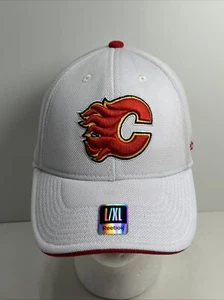Calgary Flames Reebok NHL Blanco Malla Ajuste Flexible L/XL Curvo Bill Hat, ¡NUEVO! - Imagen 1 de 9