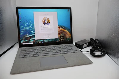 Microsoft Surface Laptop - 13,5" Touch, i5-7300U, 8GB, 256GB SSD, Win 10 Pro, DE - Bild 1 von 4