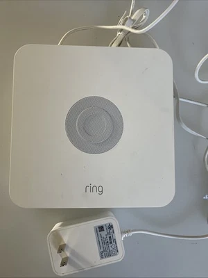 Ring Alarm 2ª Geração Estação Base Sirene para Sistemas de Segurança Doméstica Sem Fio Branca - Imagem 1 de 4