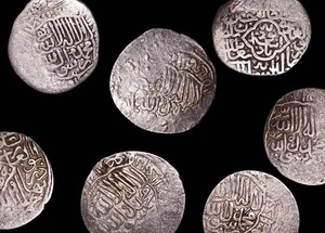 Silver Tanka – Timurid Empire (1370–1507 CE), Central Asia - Picture 1 of 1