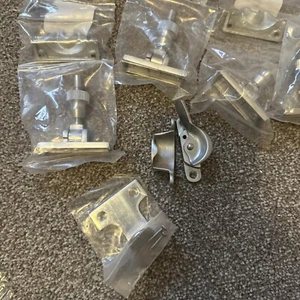 Sash Window Fastener Lever Lock Twist Arm (6) finger pulls (10) - Picture 1 of 7