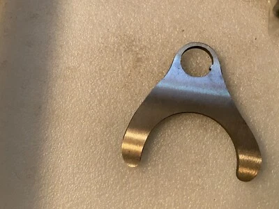 Horquilla de cambio europea Harley 2247-41 34161-41 WL WLA WLC G Servicar 1941-73 Foto 1 de 4