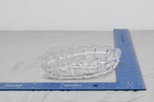 Vintage Oval Crystal Pressed Cut Glass Pattern Relish Dish Candy Bowl Trinket - Picture 1 of 8