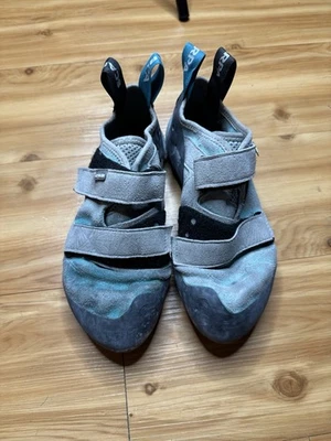 Scarpa Origin Women's Climbing Shoes Light Blue Suede, Italy, Size US 9m/10w 42 - Image 1 of 4