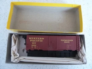 Accurail 3224 - AAR 40' Steel Box Car - Western Pacific - Perfect Untouched Kit - Picture 1 of 2
