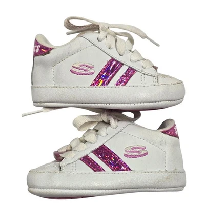 Zapatos de cuna Skechers para bebés niñas blancos rosas brillantes talla 1 0-3 Foto 1 de 4