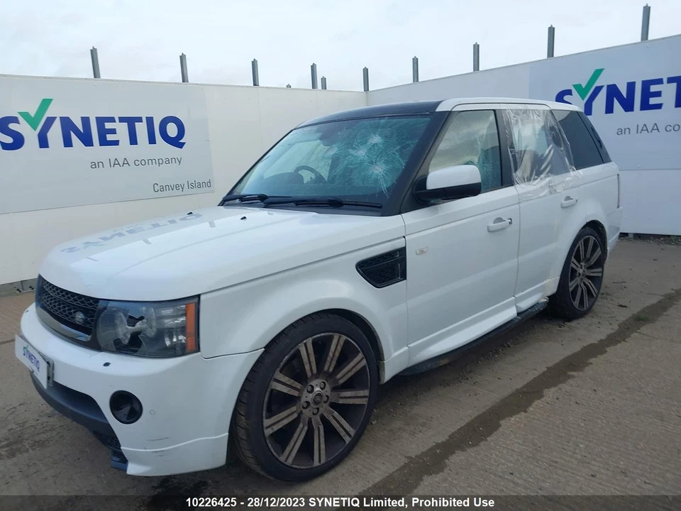 WING LINER LAND ROVER RANGE ROVER SPORT MK1 FL (L320) 2005 TO 2013  NSF - Image 1 of 4