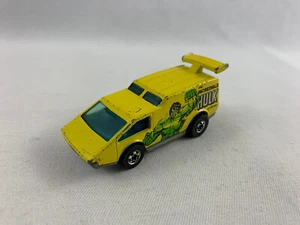 Vintage 1976 Diecast Spoiler Sport Hot Wheels Incredible Hulk Yellow Car - Picture 1 of 4