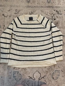 Abercrombie & Fitch Women M Stripe Sweater Shoulder Zip Cream Blue Fuzzy Warm - Picture 1 of 10