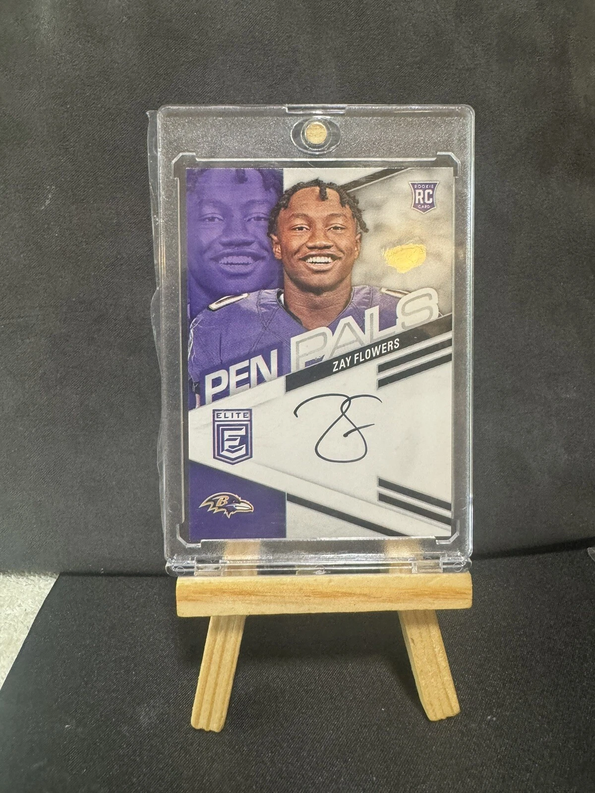 2023 Panini Donruss Elite Zay Flowers Pen Pals On Card Auto Blue Ink RC Ravens