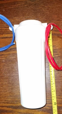 Water Filter Housing for 10 Inch Filters Under Sink Watts USA Made - Image 1 of 4